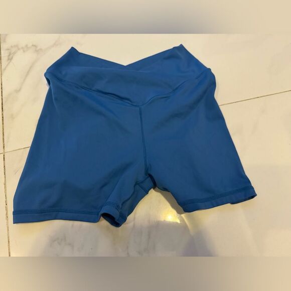 Blue Women's Shorts #9 - Picture 1 of 4